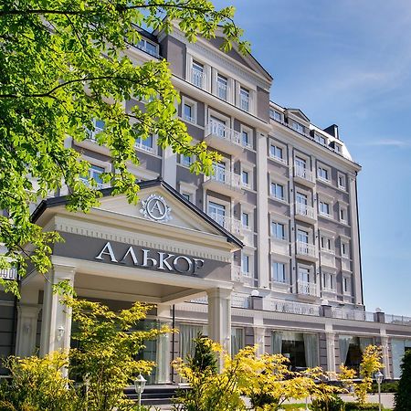 Hotel Alkor Trouskavets Extérieur photo