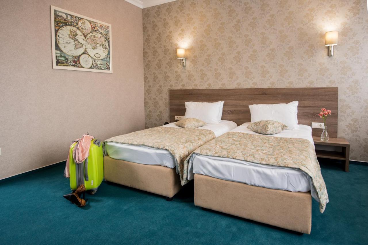 Hotel Alkor Trouskavets Extérieur photo