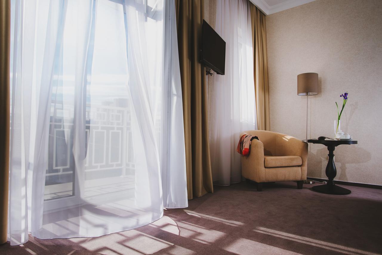 Hotel Alkor Trouskavets Extérieur photo
